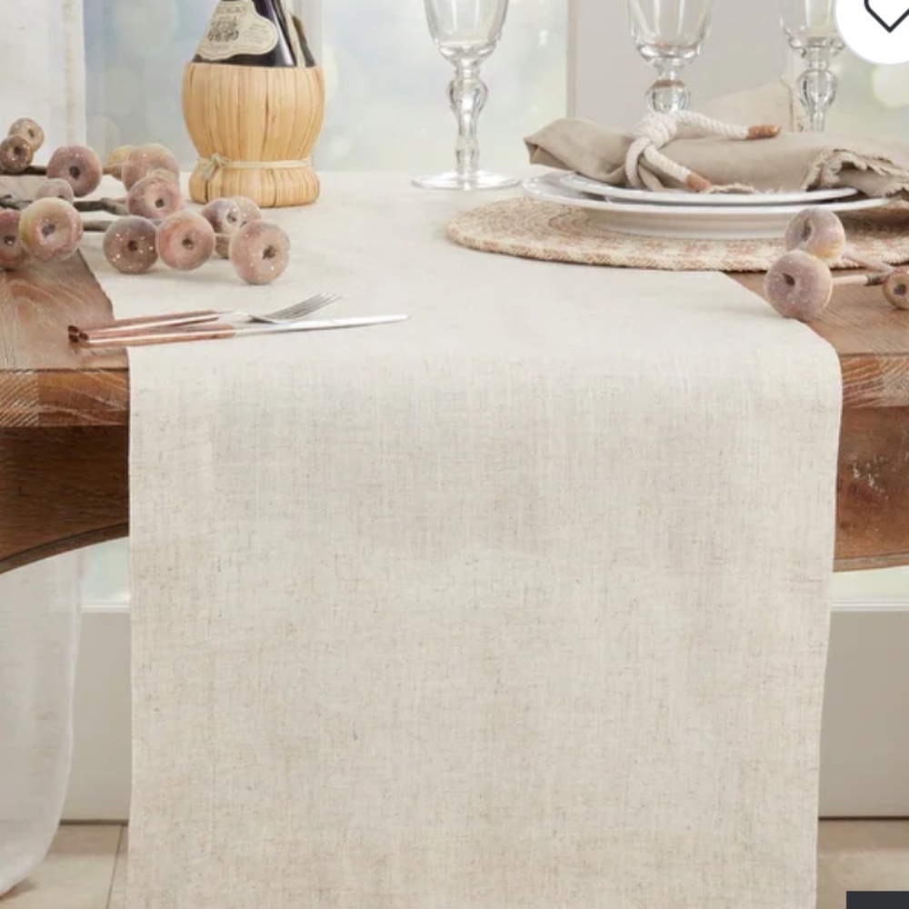 Linen table runner